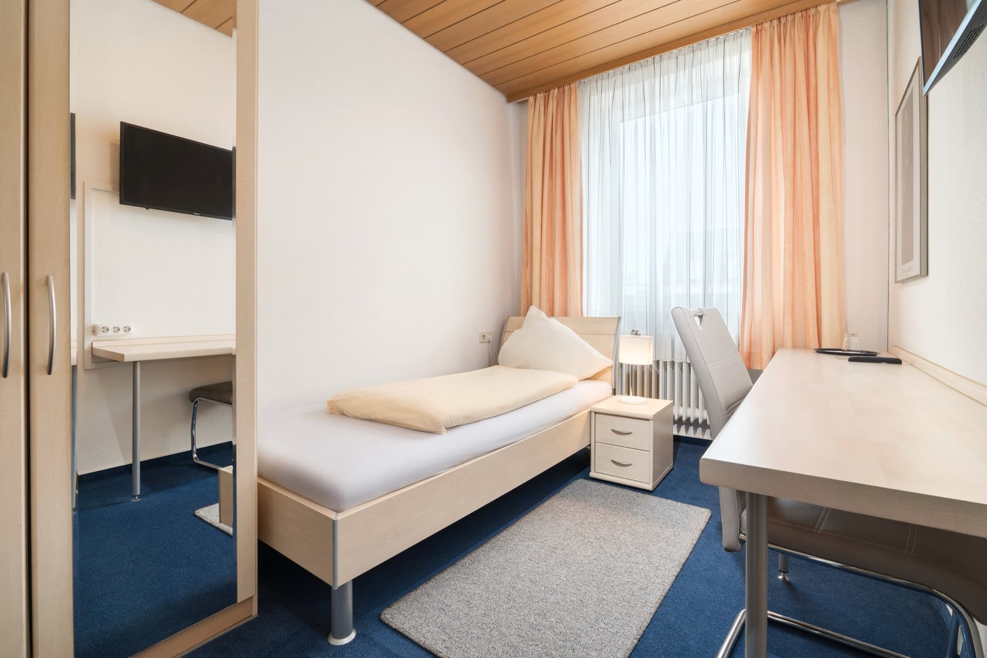 Gemütliches Einzelzimmer im Hotel Romäus