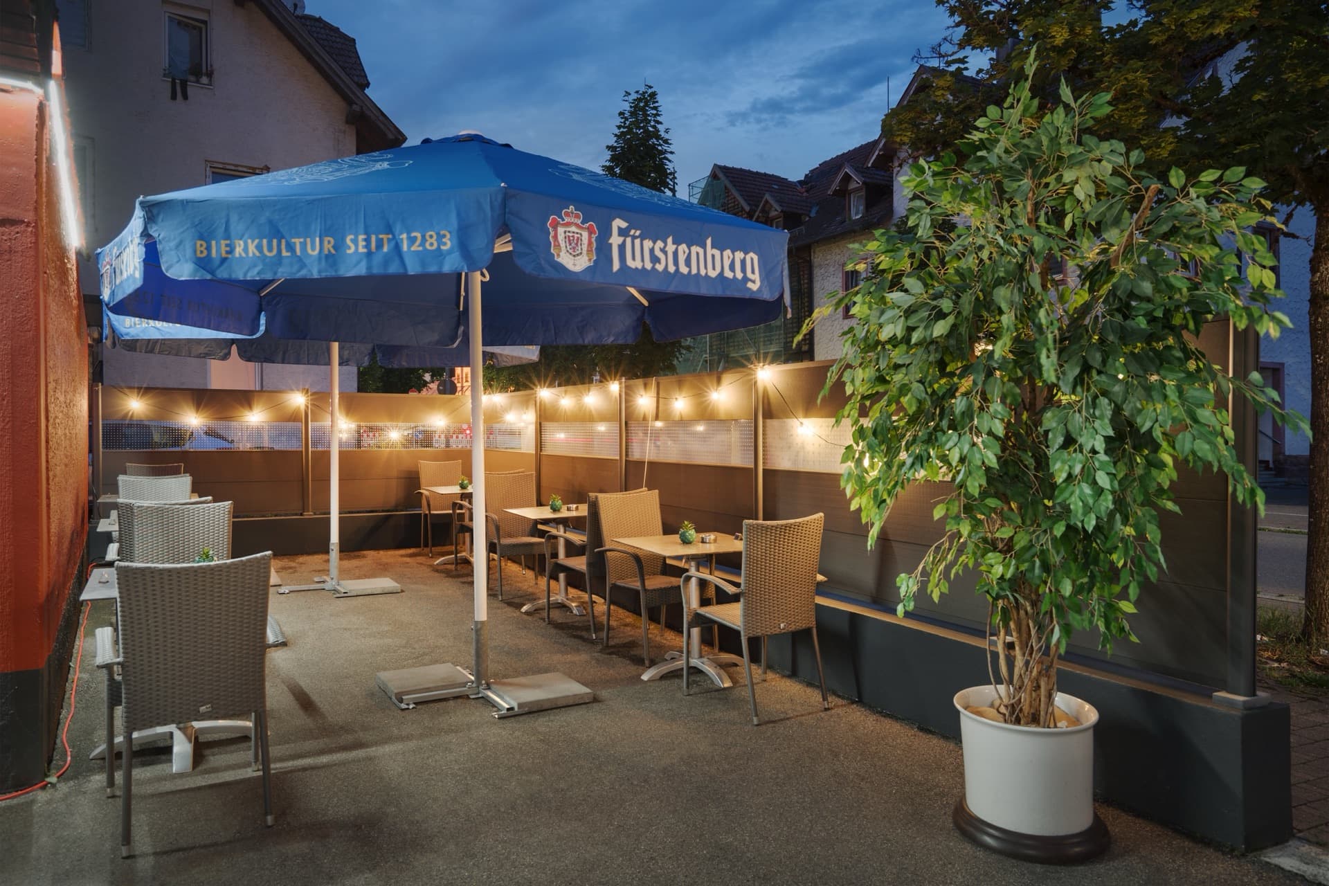 Eingangsbereich mit Beleuchtung