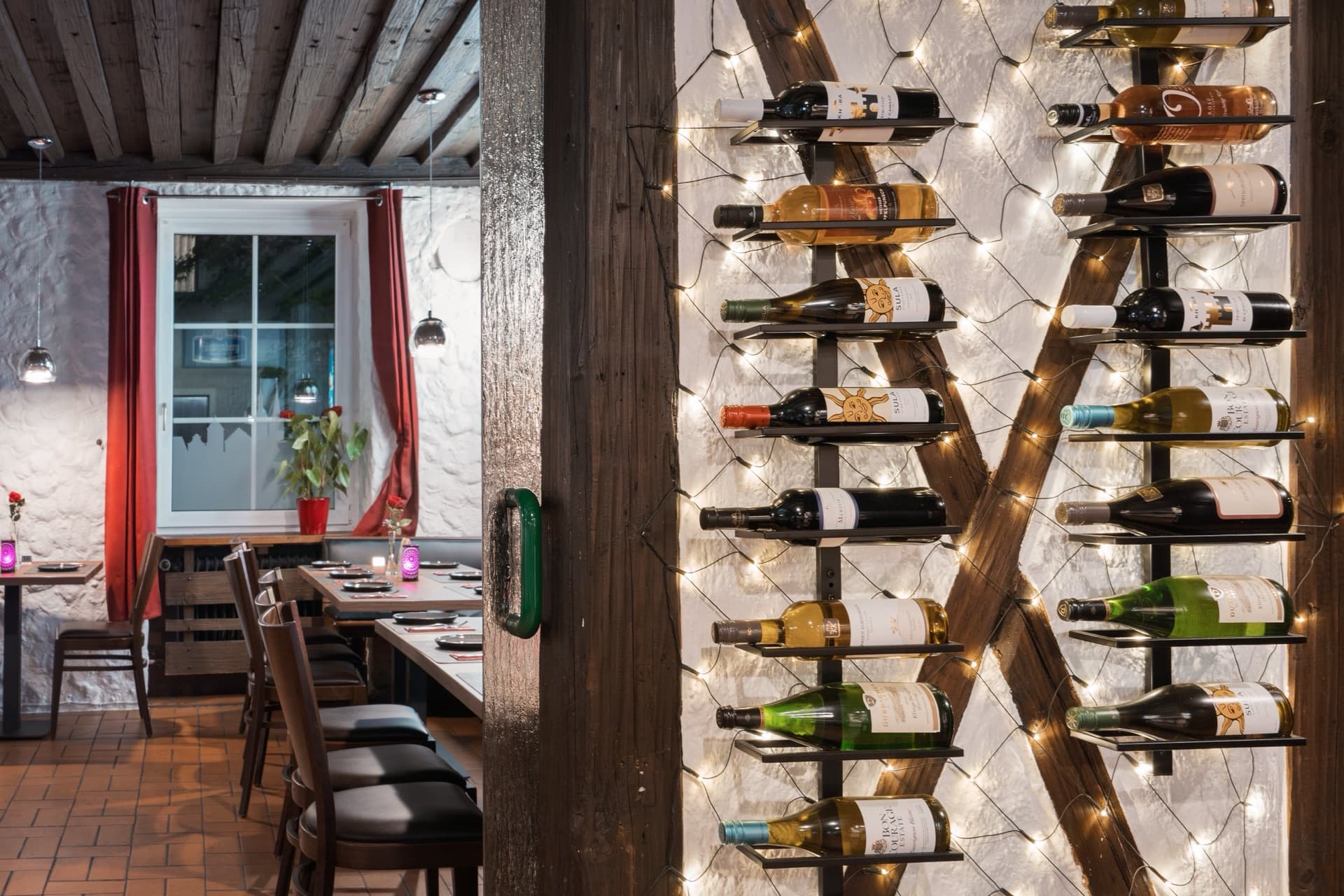 Restaurant Romäus — Blick durch den Gastraum